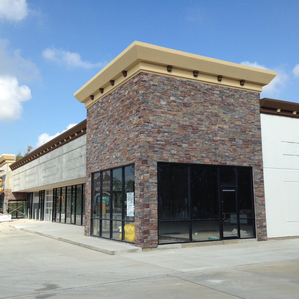 Retail Plaza investment property sold in Houston